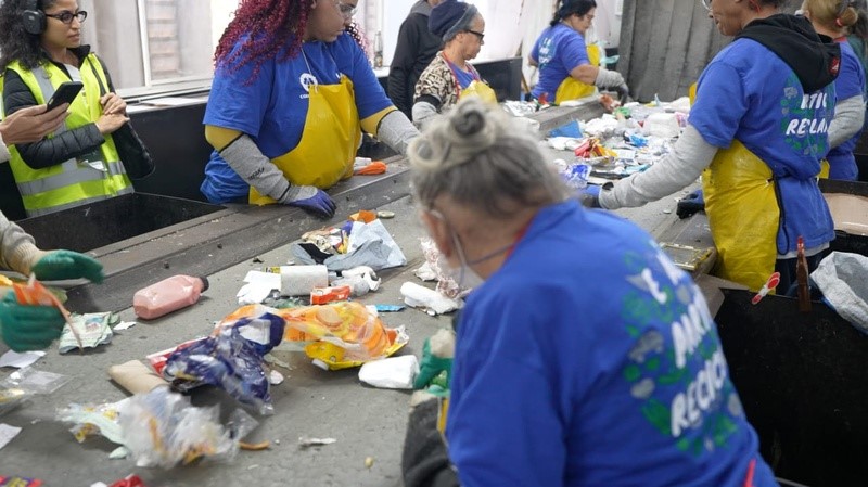 Dia do Meio Ambiente: PepsiCo e Rede Sul lançam programa para impulsionar a renda e profissionalizar a reciclagem no Brasil